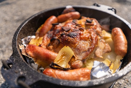 キャンプ料理は「鶏肉料理」がラク＆映える！簡単おいしいレシピをご紹介