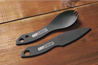 BE-PAL最新号の特別付録に黒のステンレス製の本格派！GRIP SWANYとコラボした『４WAYカトラリーセット』