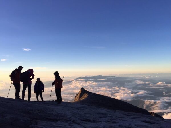 ボルネオ島・キナバル山に登ろう！【前編】
