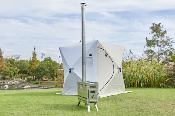 SUNGAのテントサウナ専用ストーブは『サウナー』も納得！本格的なロウリュを味わえる