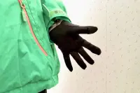 【2024年版】春スノボにおすすめのグローブ5選