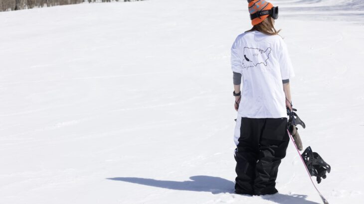 スノボー初心者必見 春のスノーボードはどんな服装だと滑りやすい Greenfield グリーンフィールド アウトドア スポーツ