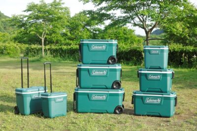 タフな構造で最大５日間保冷が可能！Colemanより豊富なサイズが選べるハードクーラーを発売