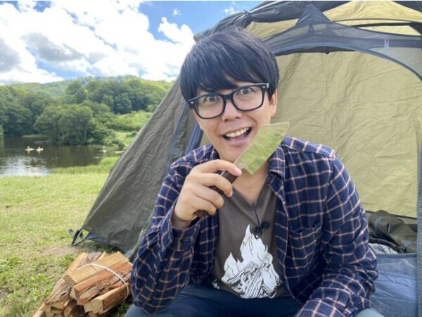 アウトドア芸人・阿諏訪泰義が立ち上げたキャンプグッズブランド「Blue Moment」から一生モノのアウトドア用包丁『野包丁』