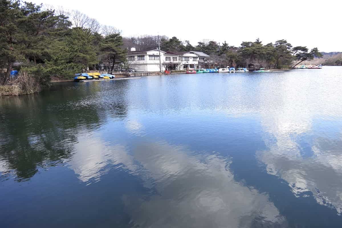 関西 湖畔サイト キャンプ場