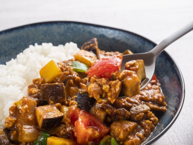 新しい食のトレンド！ヴィーガンも注目する代替肉にはメリットがいっぱい