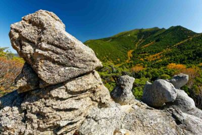 金峰山の紅葉情報や日帰り登山コース3選