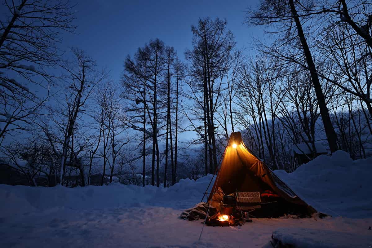 関東　雪中キャンプ場