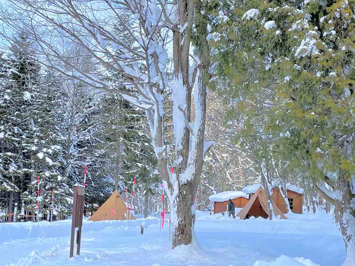 北海道　雪中キャンプ場