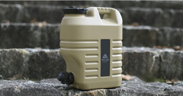 VASTLAND、食品衛生法に適合した「ウォータータンク 12L」を発売