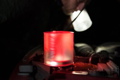 空気で膨らむソーラーランタン「エムパワード」