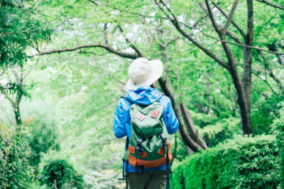 【初心者】レディース登山の服装を紹介！季節ごとのおすすめアイテム25選