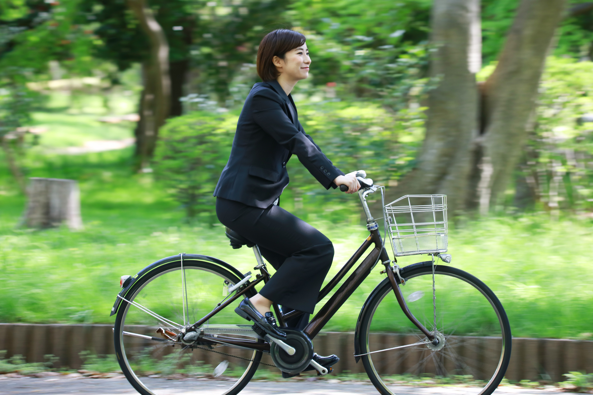 自転車は効果的なエクササイズ？片道30分通勤でどれだけカロリー消費できるか検証