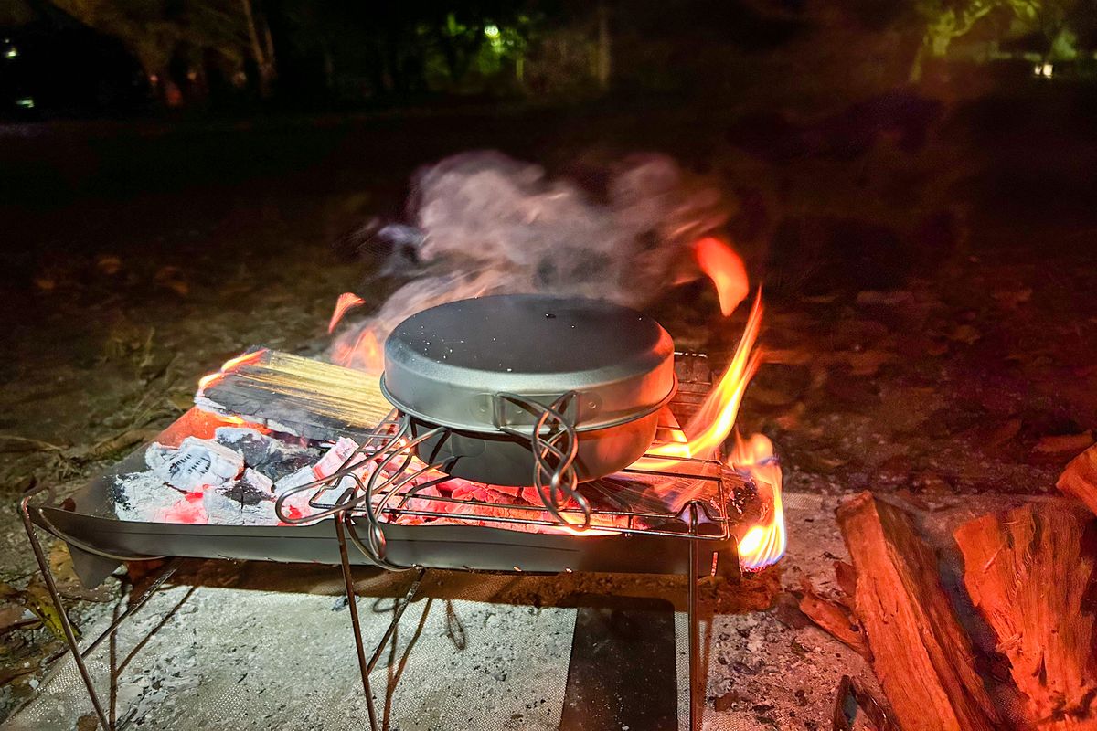 食欲の秋にぴったりなキャンプ飯にはスモーキーなウイスキーを！おすすめの銘柄を厳選