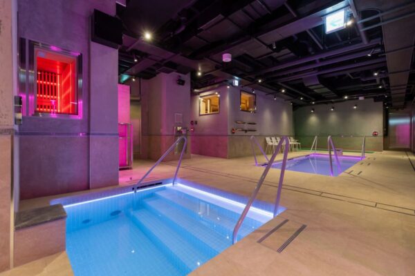 手ぶらで一日中楽しめる！都市型サウナ「saunahouse」が川崎にオープン