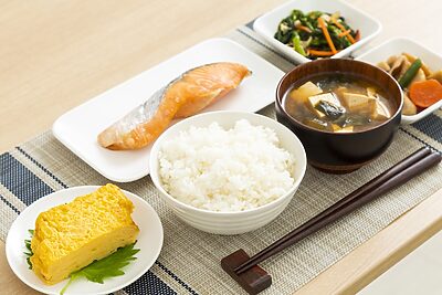 “医食同源”の知恵で腸から元気に！忙しい家庭でも無理なくできる伝統食生活の始め方