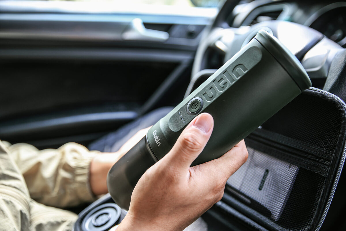 ポータブルエスプレッソマシン「OutIn」が発売開始