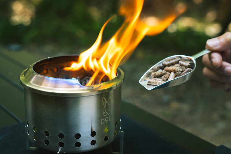 DODから二次燃焼焚き火台「すけもえファイヤー2」登場 | キャンプ