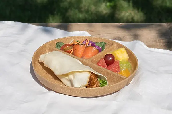 無印良品「レンジで使える ヤシの端材を使った食器」新登場！環境配慮と使いやすさを両立