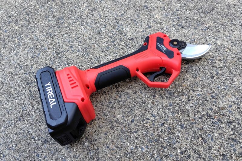 電動剪定バサミ 口コミ、電動剪定バサミ 使いやすい、家庭菜園 残渣処理