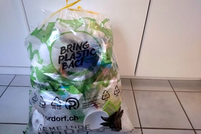 リサイクル率50％超え！？スイス人と地域に根付くごみ循環の仕組み