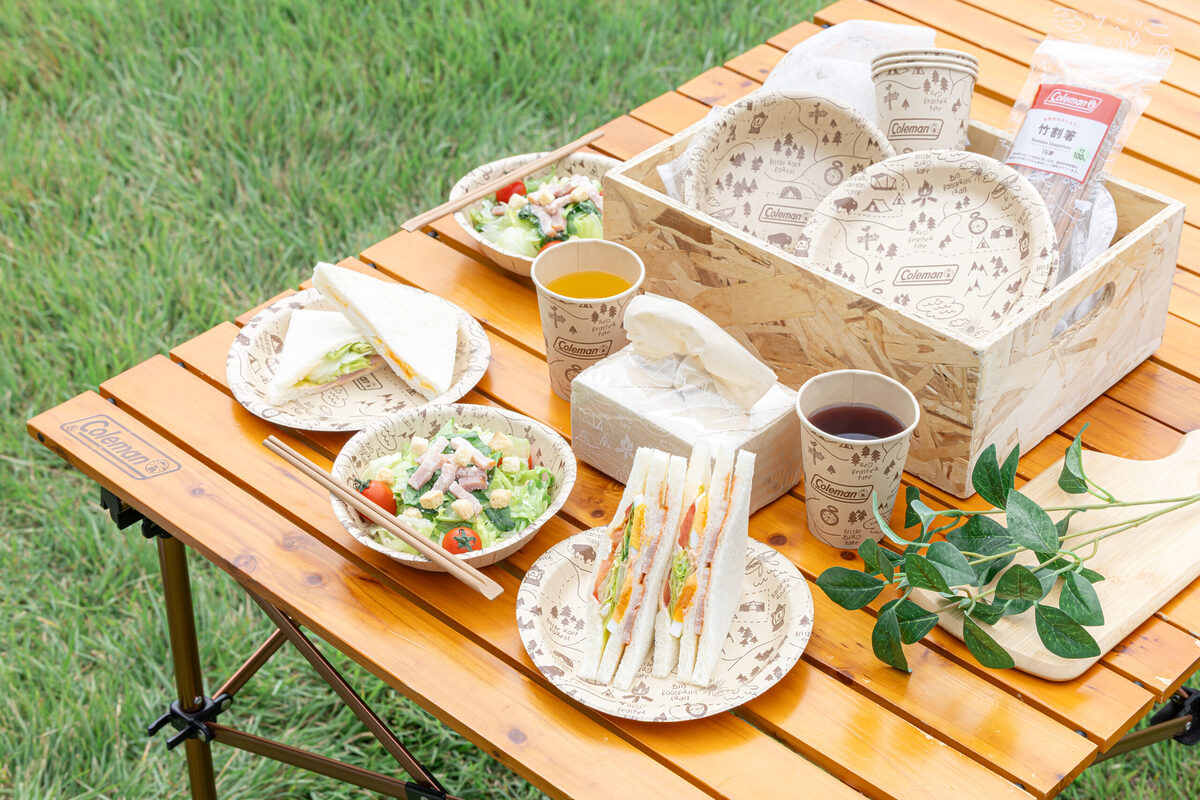 「コールマン」コラボの使い切りテーブルウェアが登場