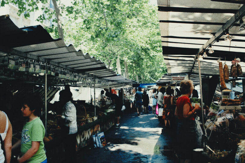 パリのマルシェ