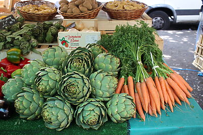 フランス・マルシェの量り売りに見る、必要な分だけ買う“食の流儀”