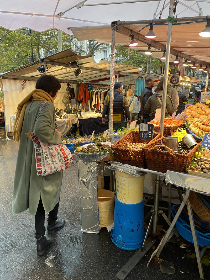 パリのマルシェ