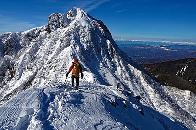 八ヶ岳で次の一歩を踏み出す。雪山中級者がステップアップできる5つのコースを紹介