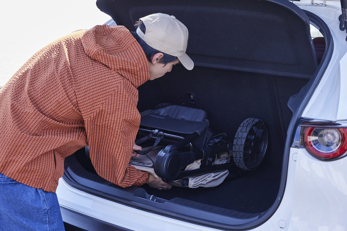 アウトドア対応の3輪ペットバギー「GO.BUGGY Dog」シリーズを発売