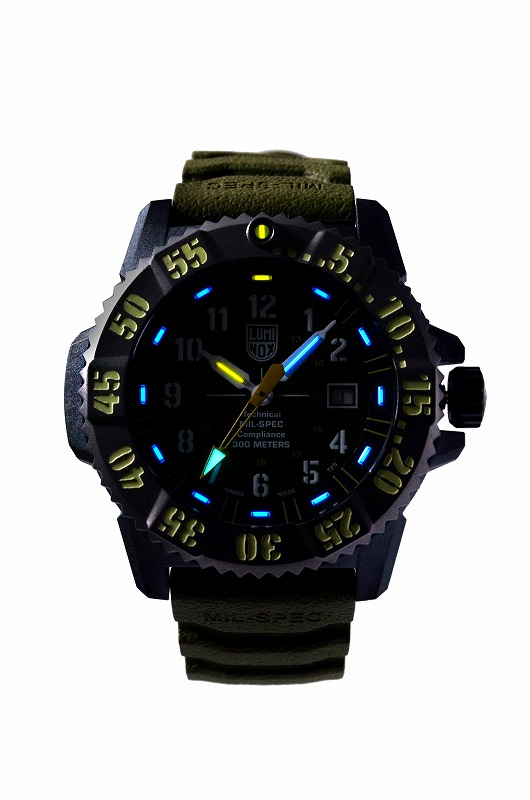 ルミノックス最新作!限定オリーブの「MIL-SPEC」&「ベア・グリルス」モデル登場