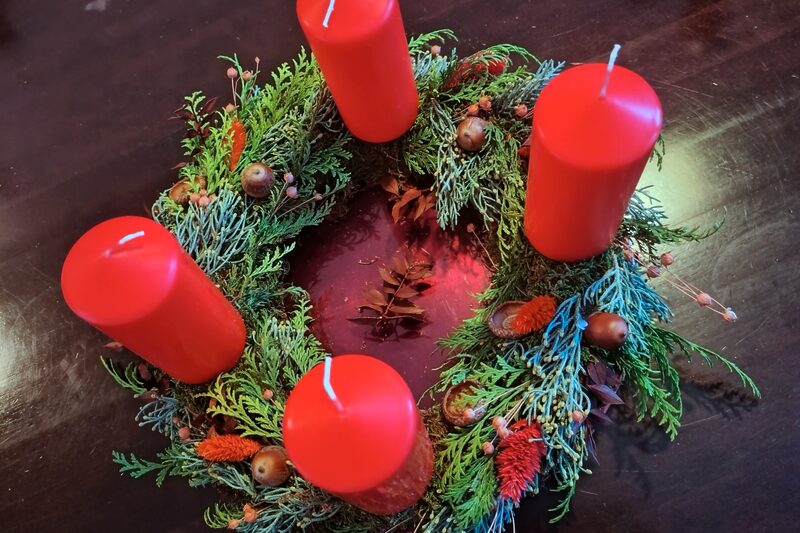 スイス　冬、手づくり、ぬくもり、家族のあたたかさ 