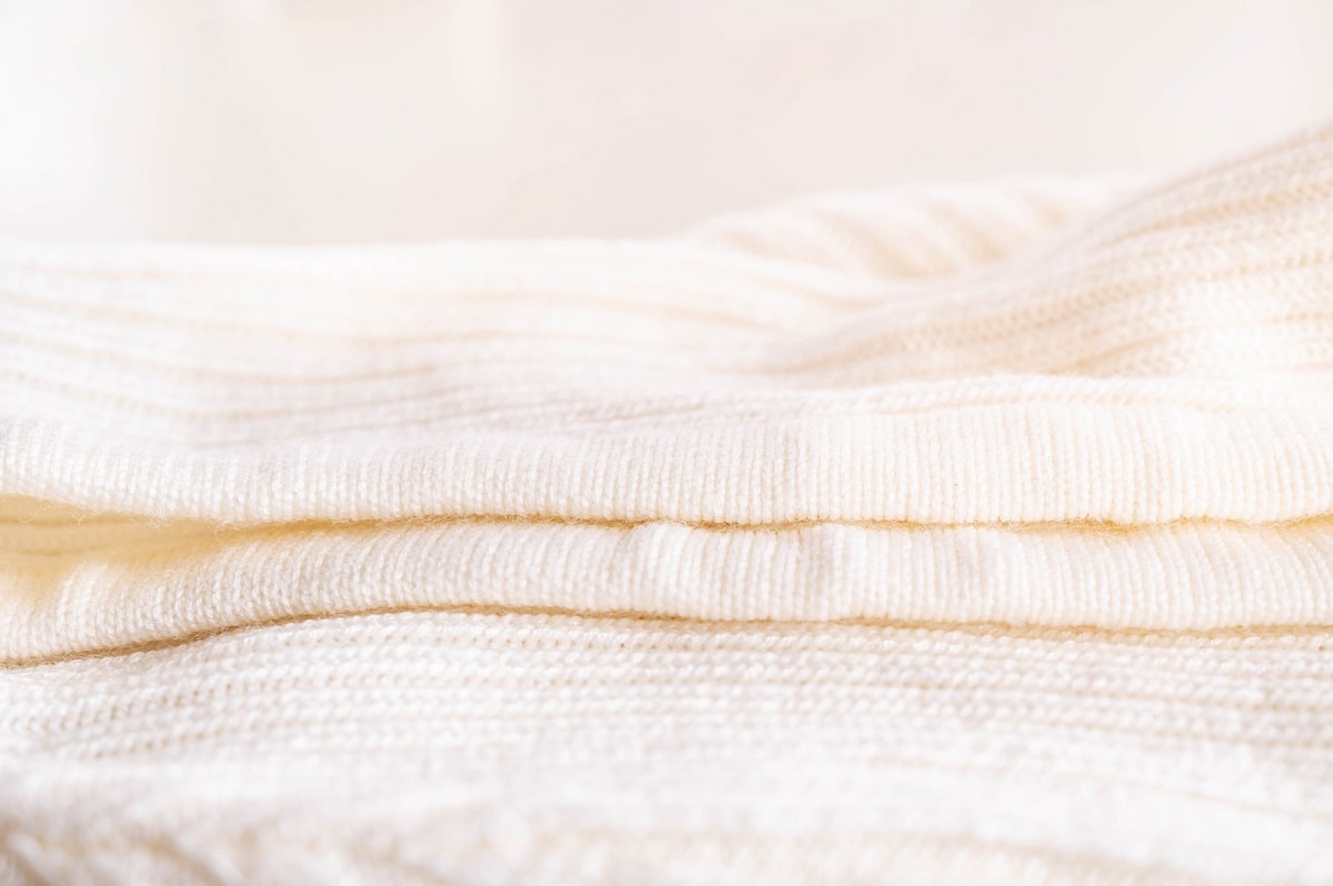 もう化繊に戻れない!メリノウール沼にハマった私のリアル活用術