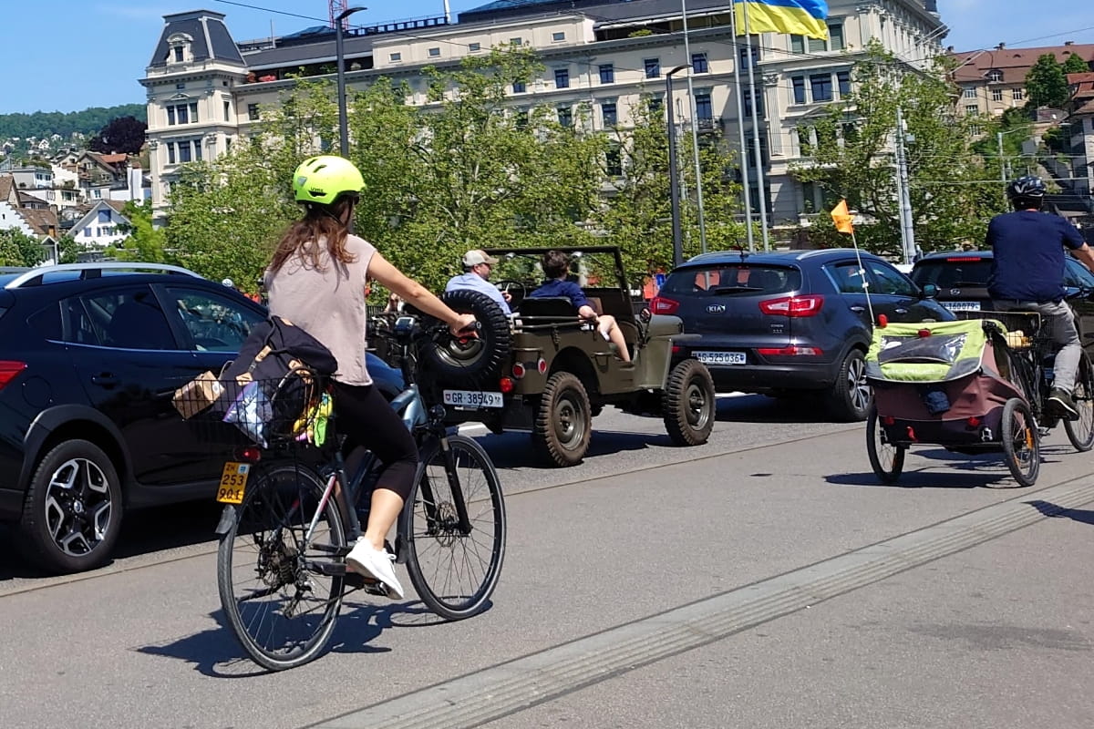 電動自転車　レンタカー