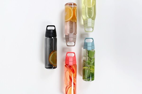 スイス発SIGG、サステナブルな新ボトル登場！トレンドカラーも注目
