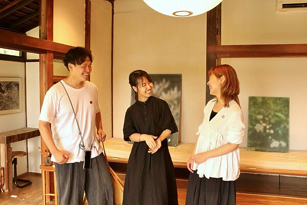 自然は、ありのままを肯定してくれる。アーティスト・坂木茜音さんが見つけた“人間らしい時間”